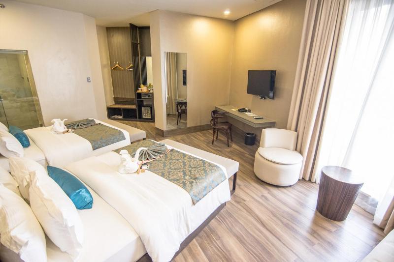 Goldberry Lite Hotel Iloilo City Bagian luar foto
