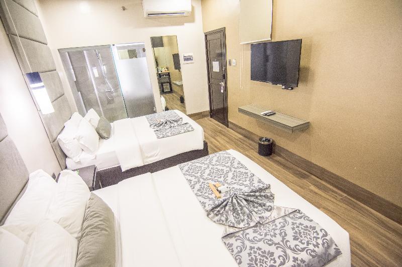 Goldberry Lite Hotel Iloilo City Bagian luar foto