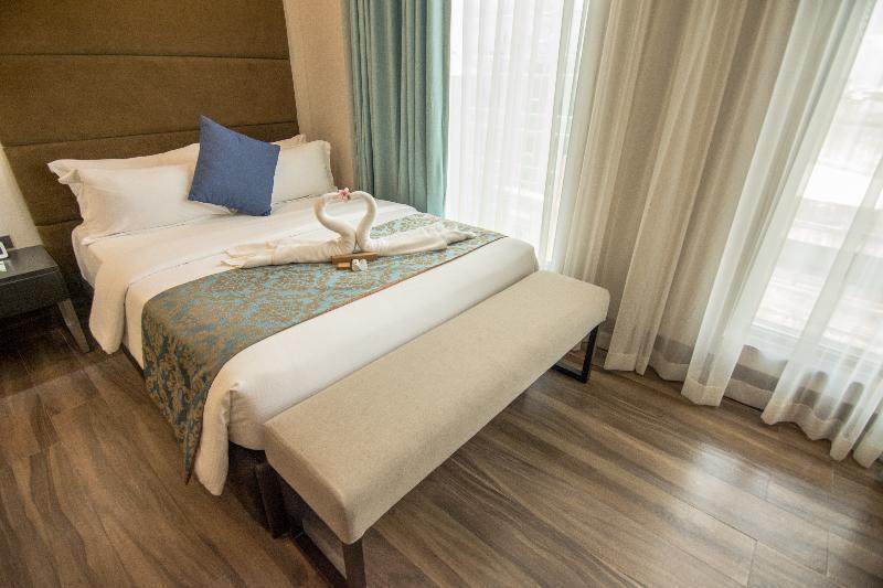 Goldberry Lite Hotel Iloilo City Bagian luar foto
