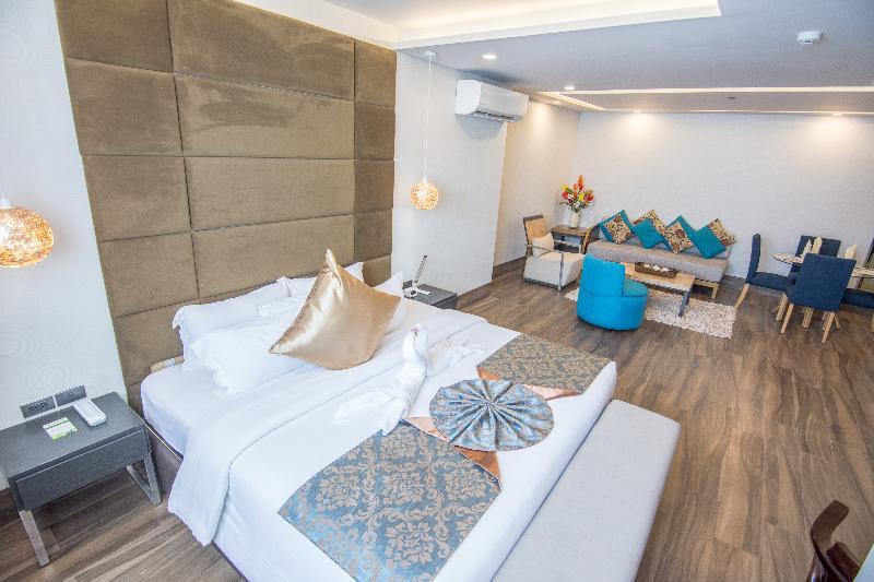 Goldberry Lite Hotel Iloilo City Bagian luar foto